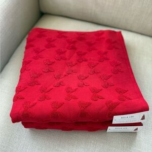 BELLA LUX CHRISTMAS COLLECTION Red Bow Bath Towel Set of 2 *NWT*